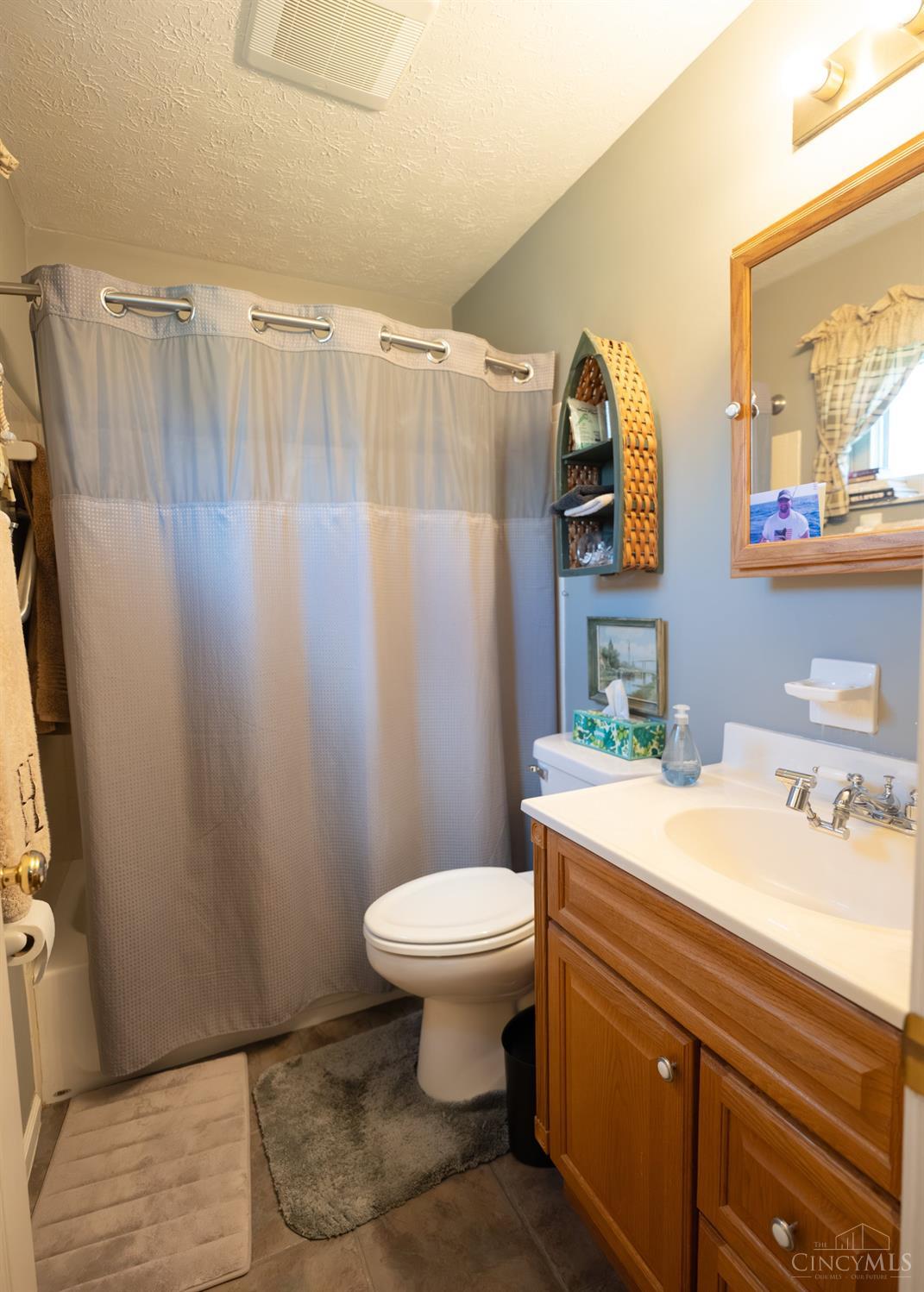 5912 Coachmont Drive