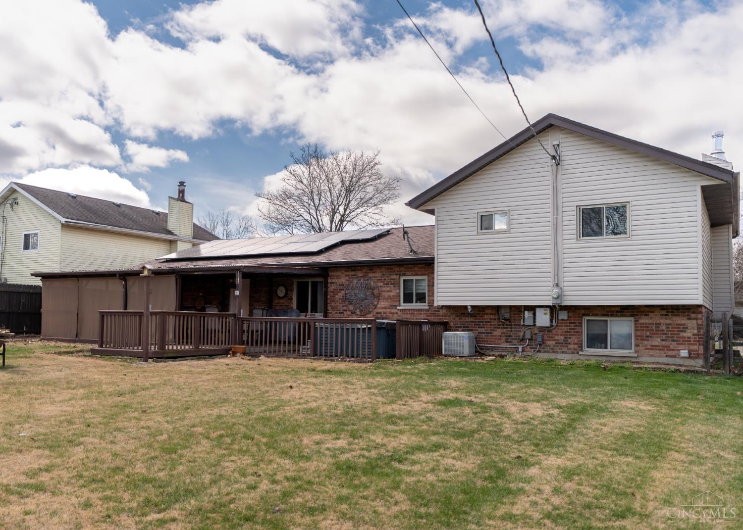 5912 Coachmont Drive