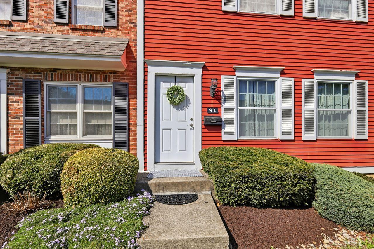93 Applewood Drive