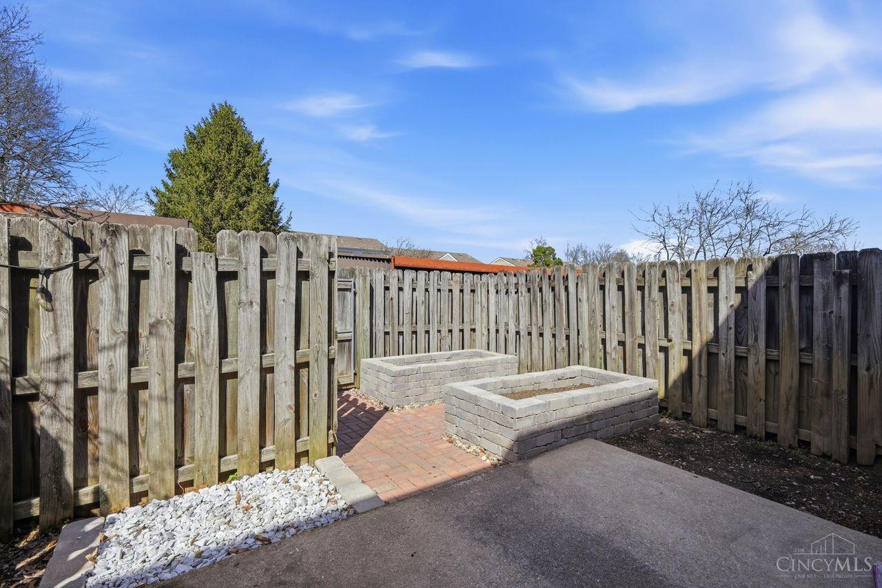93 Applewood Drive