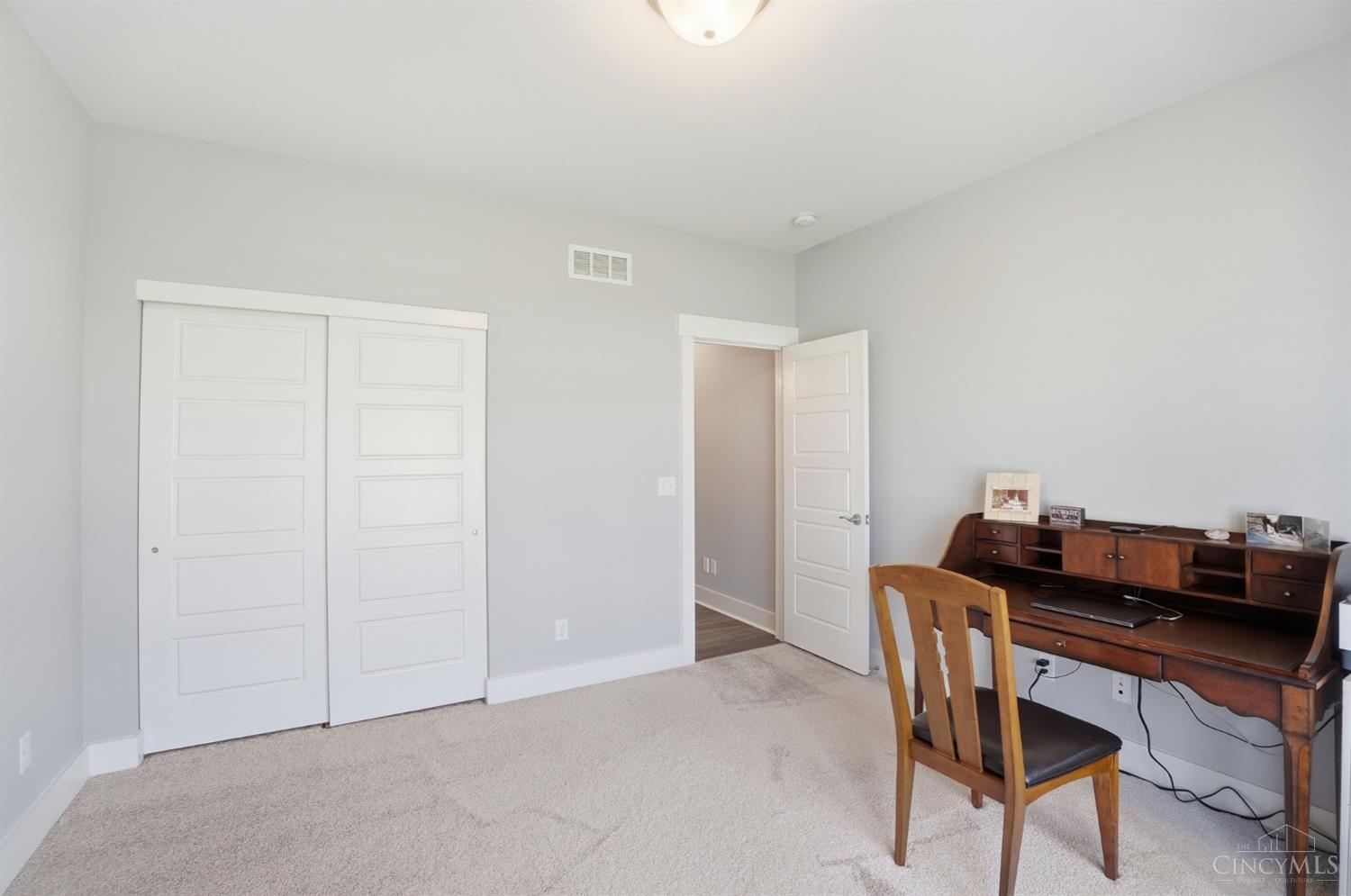 5583 Brooks Run