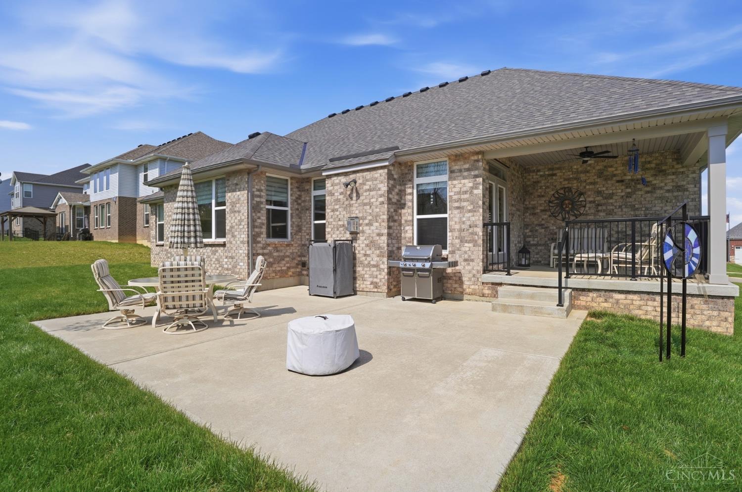 5583 Brooks Run