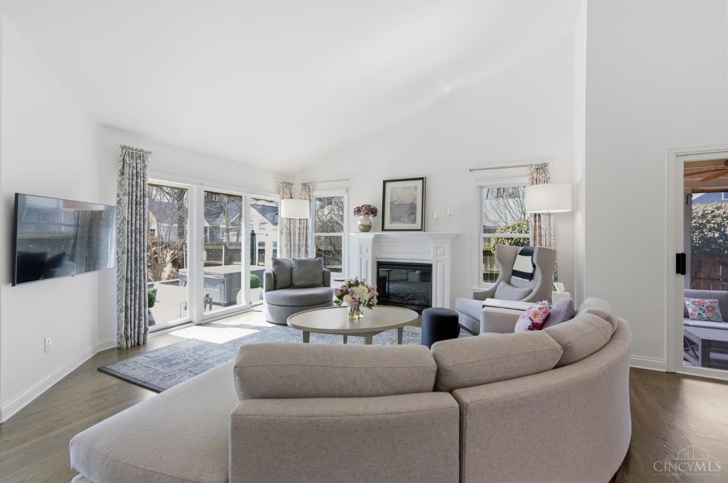 3184 Red Brick Court