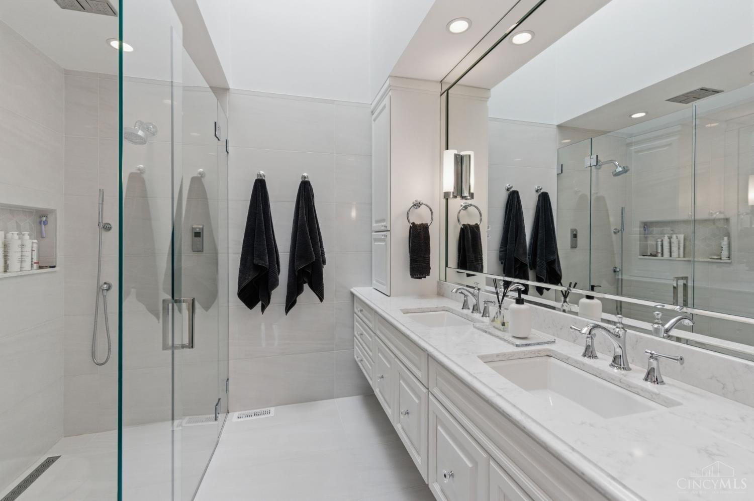 3184 Red Brick Court