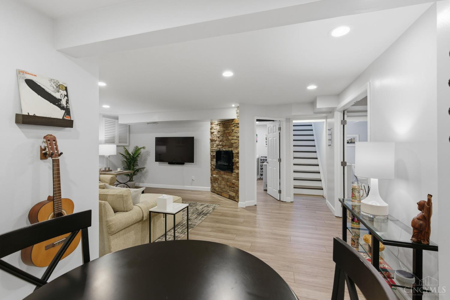 3184 Red Brick Court