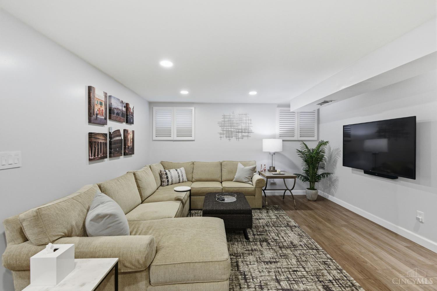 3184 Red Brick Court