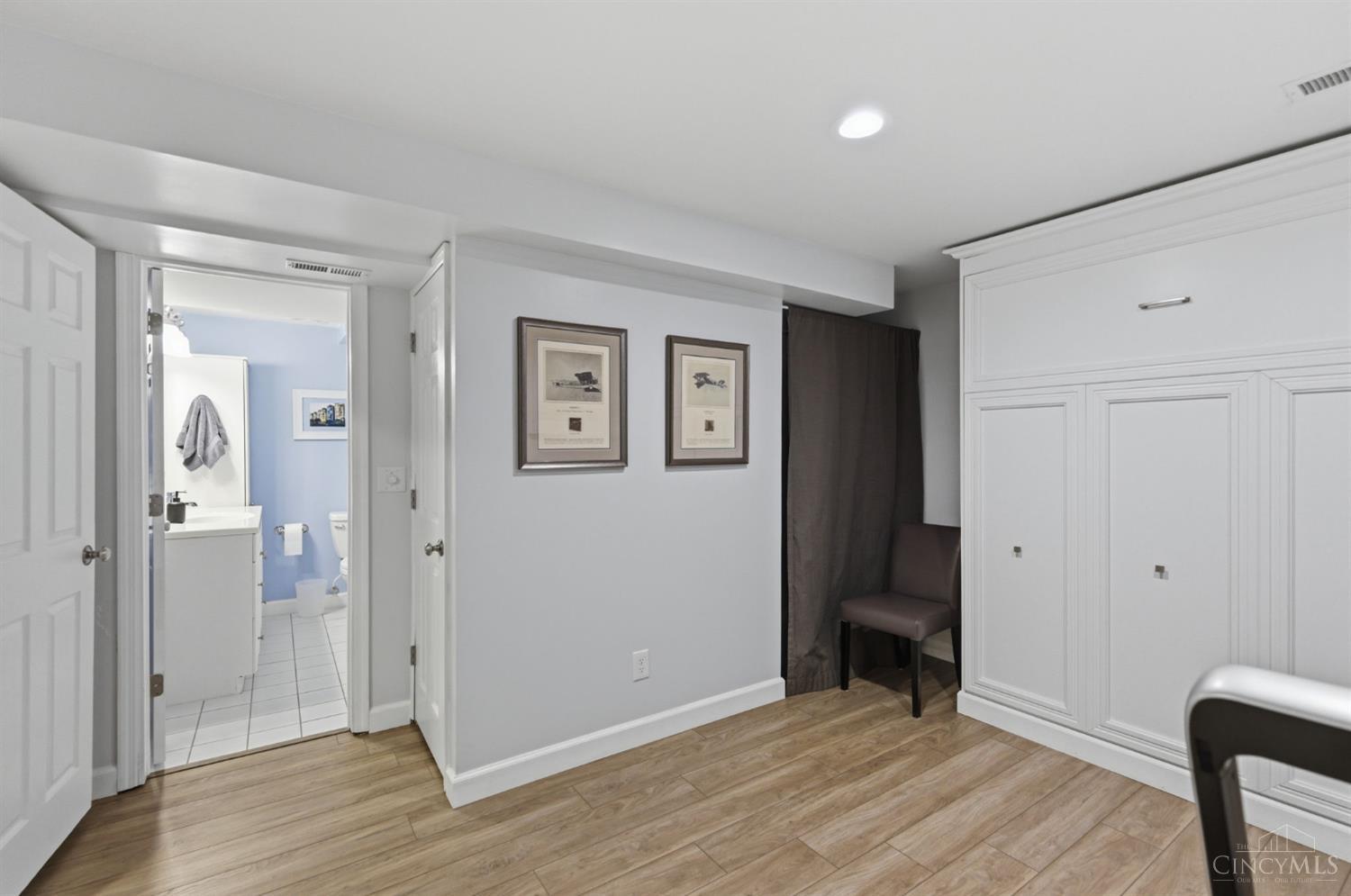 3184 Red Brick Court