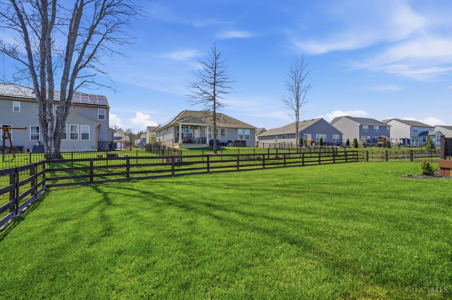 4001 Ivy Wood Drive