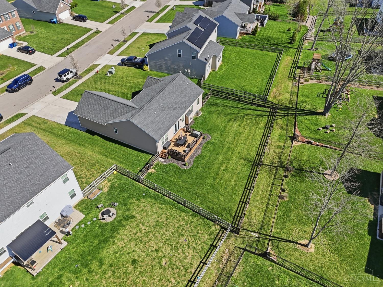 4001 Ivy Wood Drive