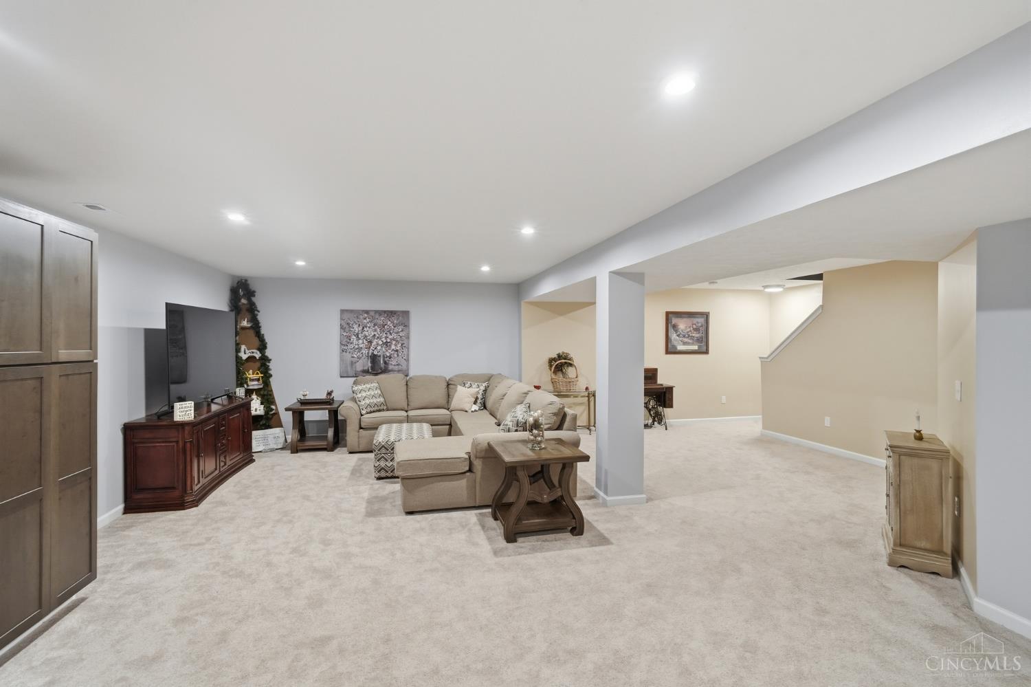 4001 Ivy Wood Drive