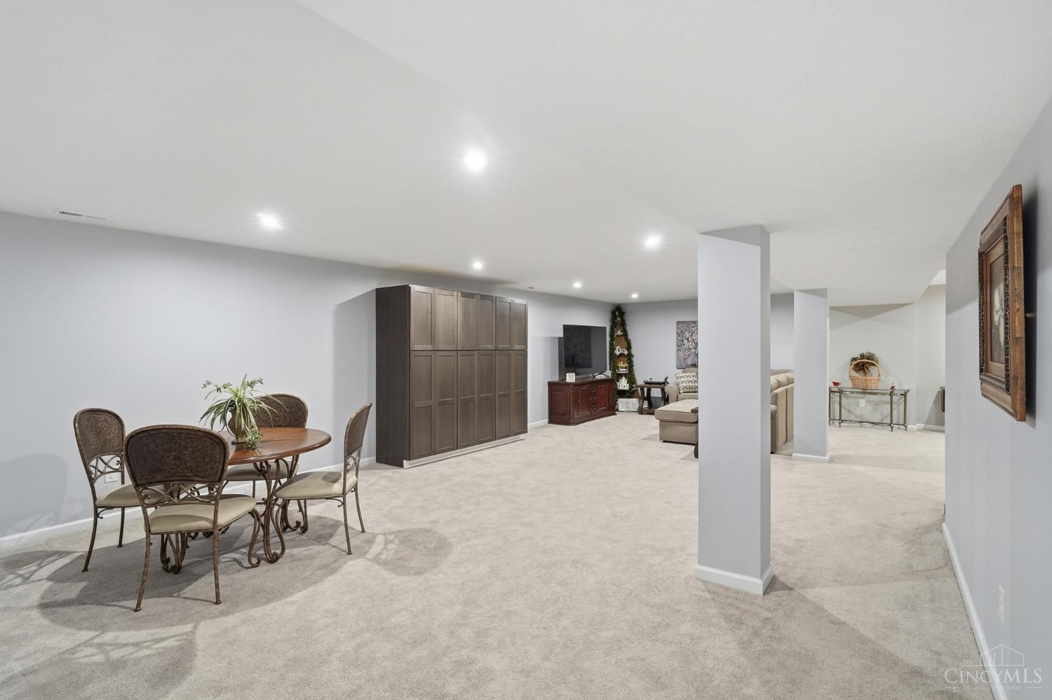 4001 Ivy Wood Drive