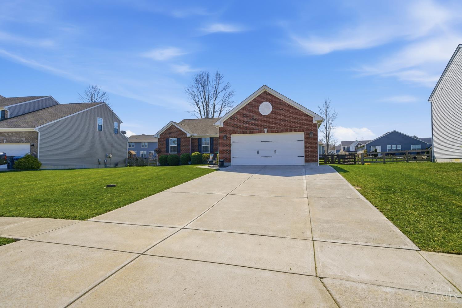 4001 Ivy Wood Drive
