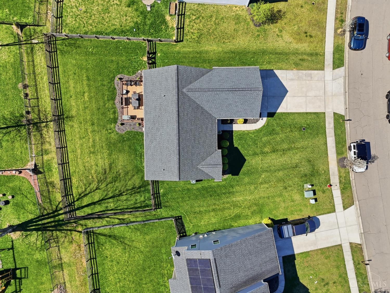 4001 Ivy Wood Drive