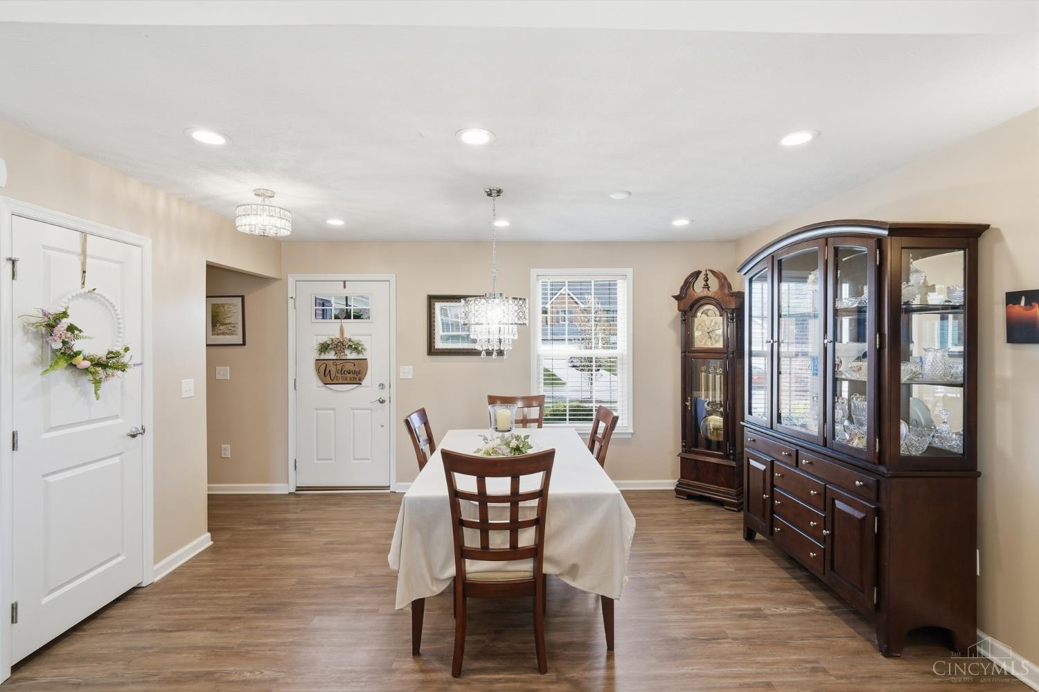 4001 Ivy Wood Drive
