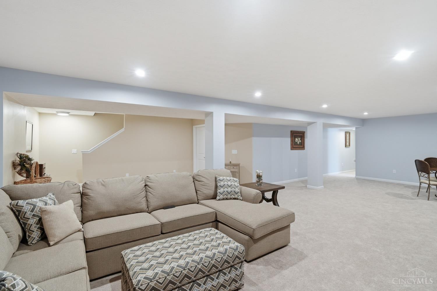 4001 Ivy Wood Drive