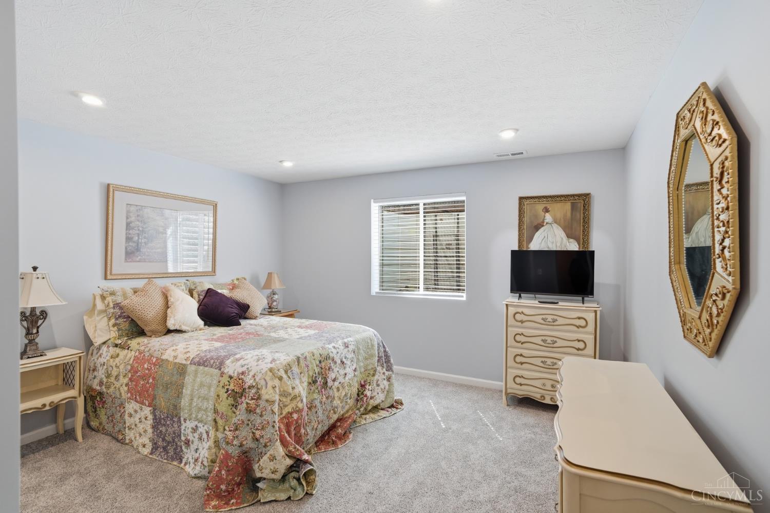 4001 Ivy Wood Drive