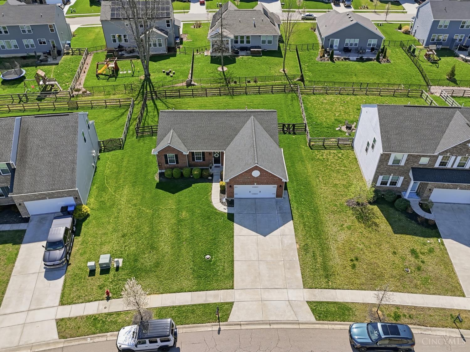 4001 Ivy Wood Drive