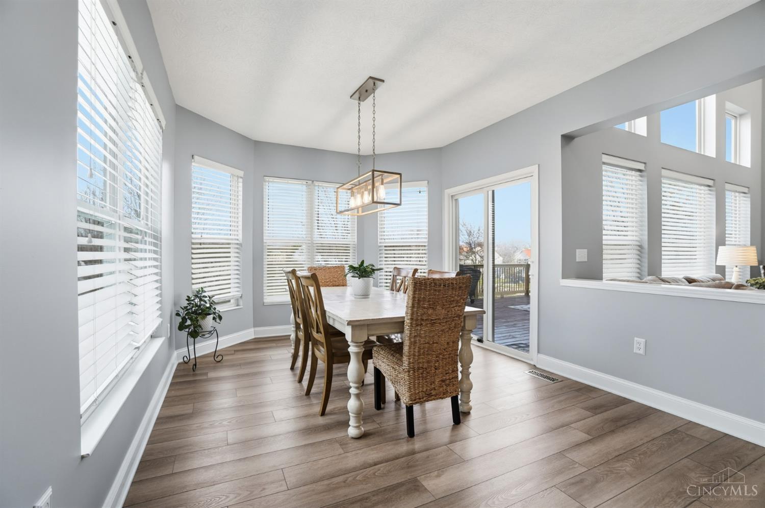 1155 Lake Field Drive