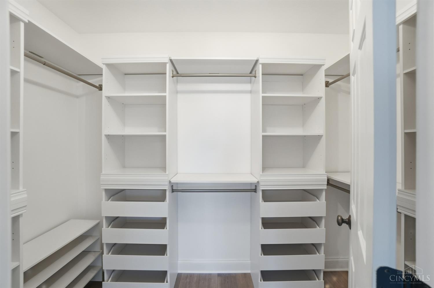 1155 Lake Field Drive