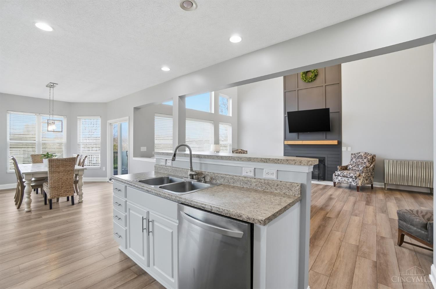 1155 Lake Field Drive