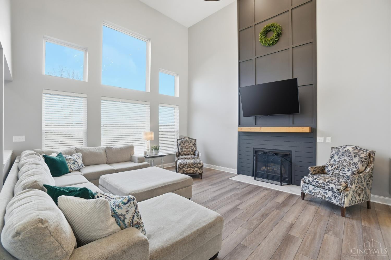 1155 Lake Field Drive