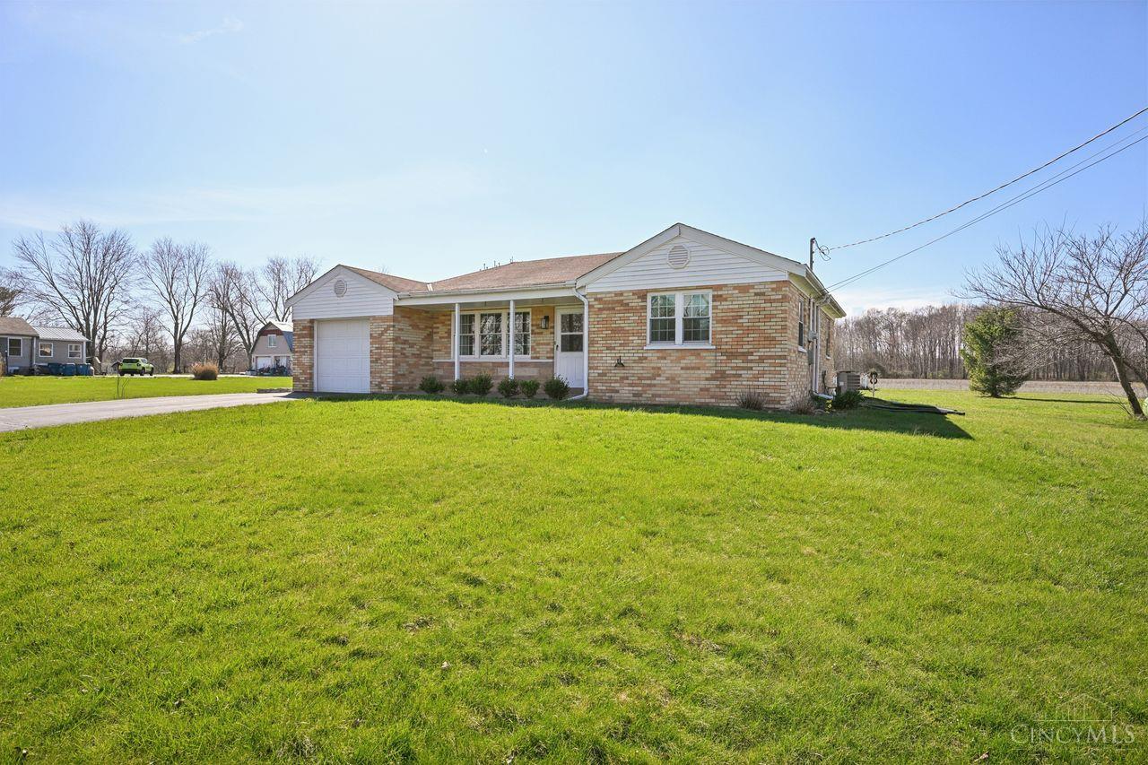 328 Apple Road