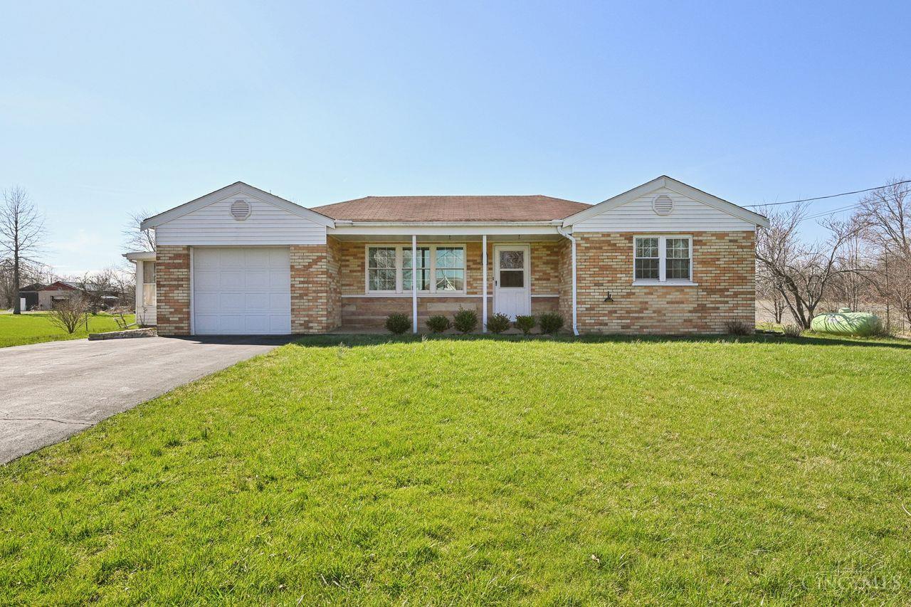 328 Apple Road