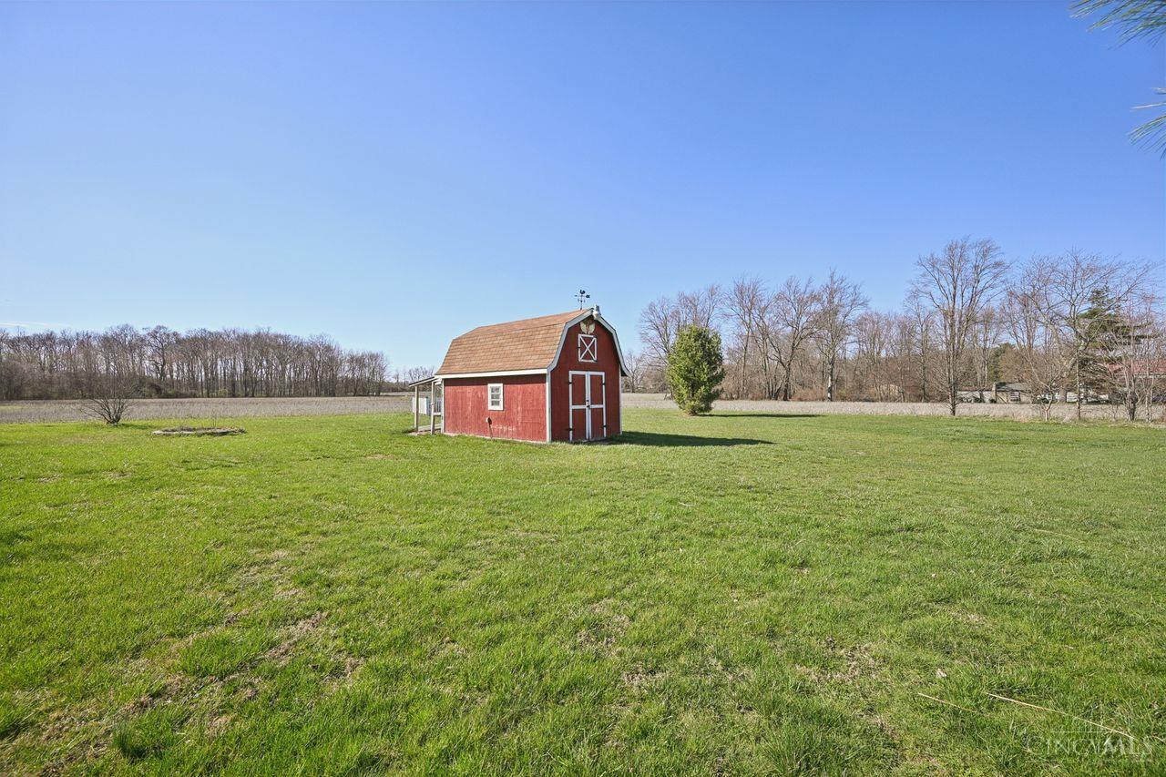 328 Apple Road