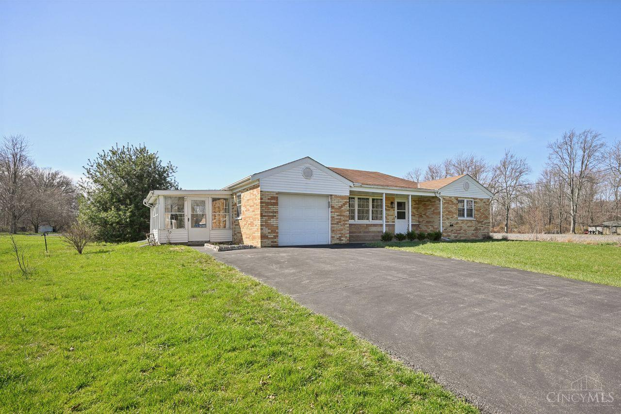 328 Apple Road