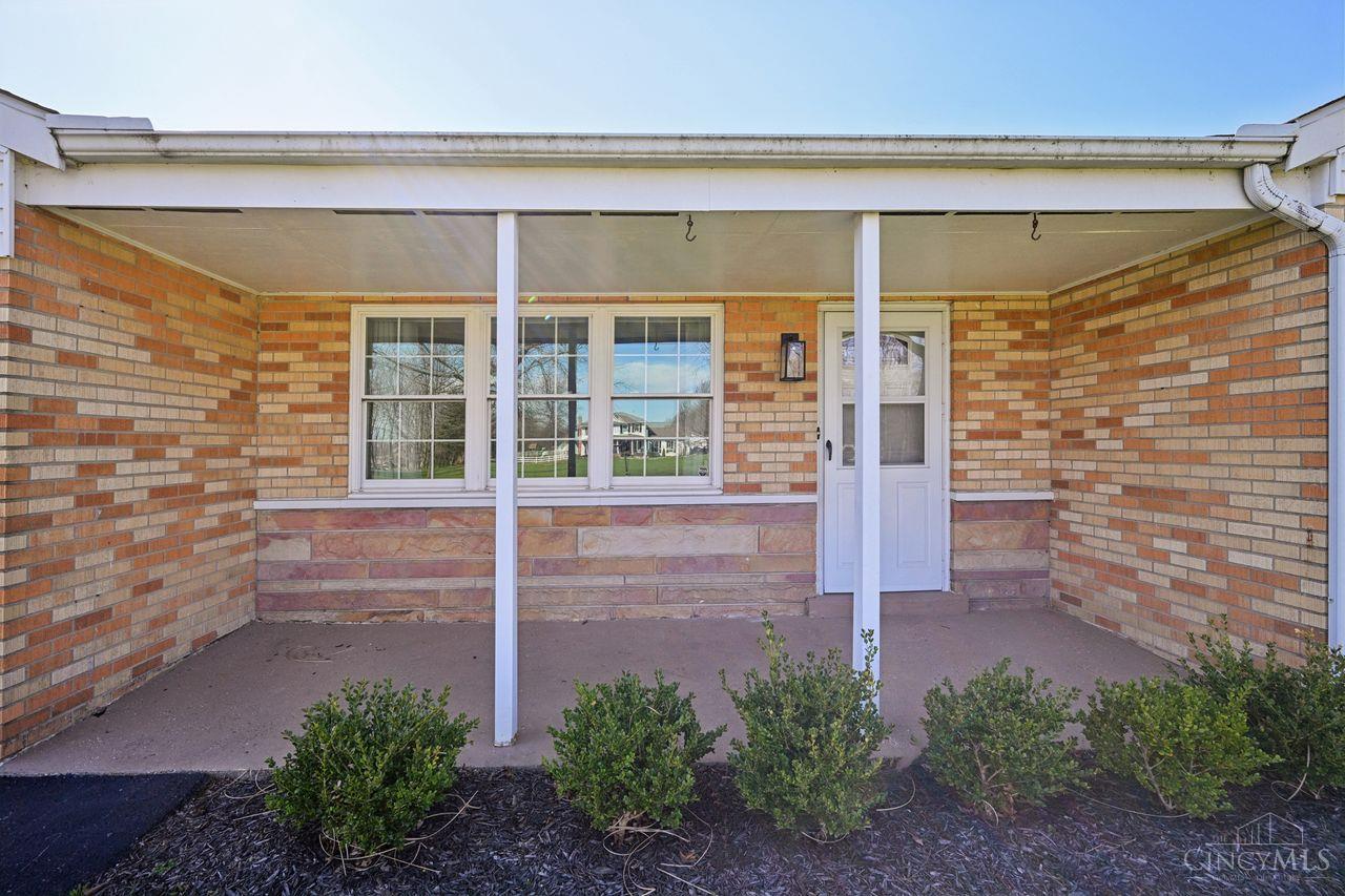 328 Apple Road