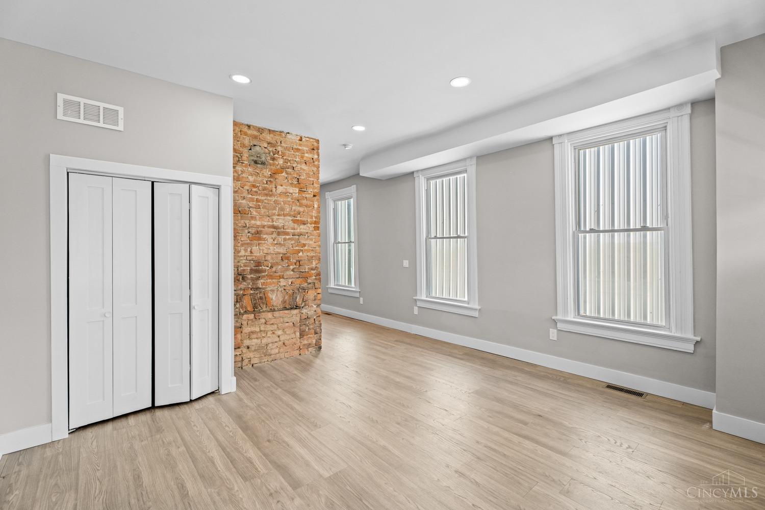 1318 Knowlton Street