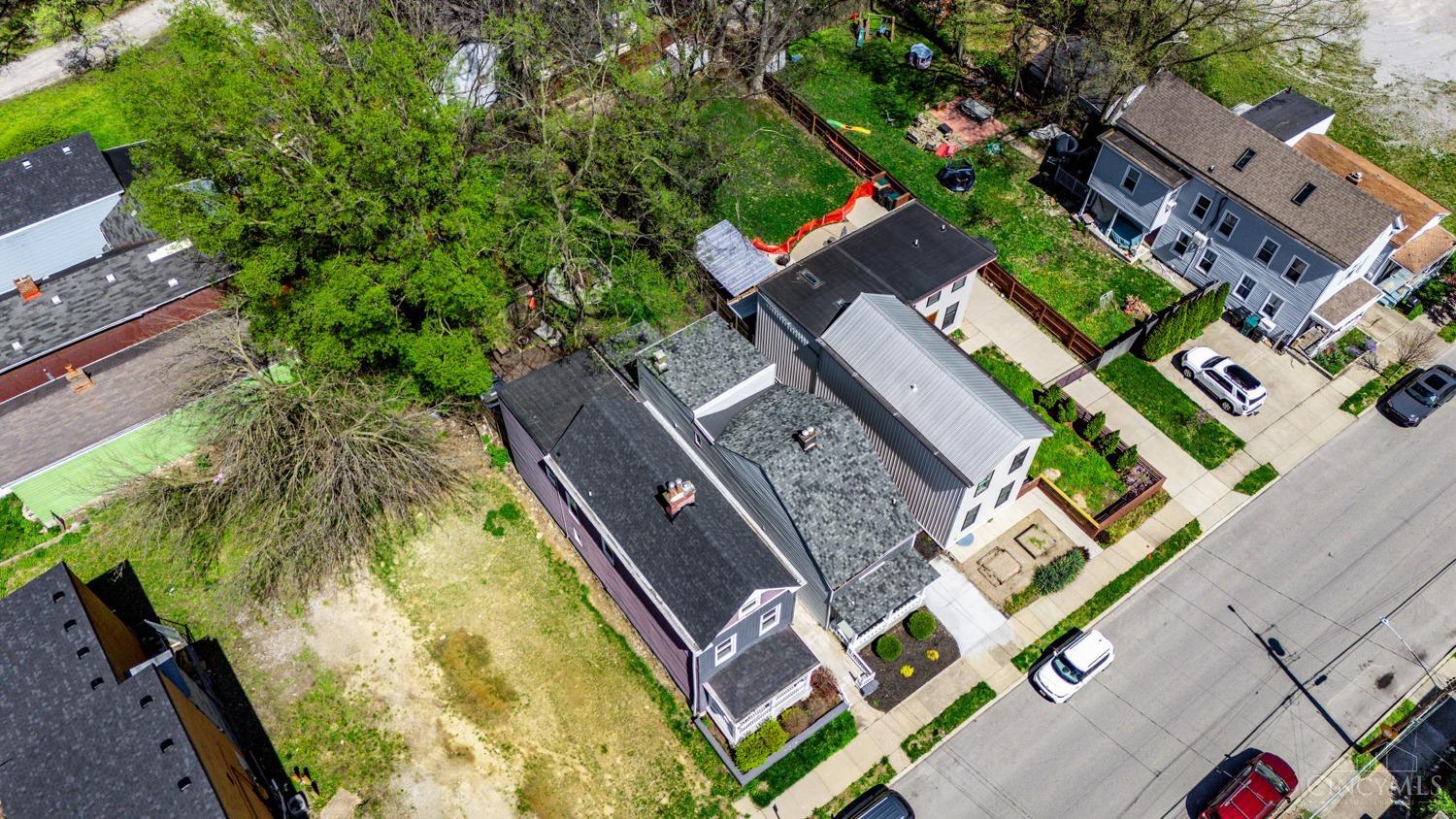 1318 Knowlton Street