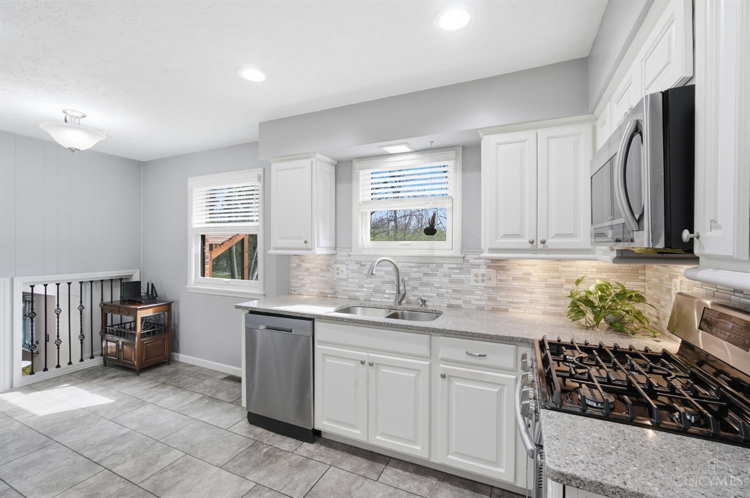 9678 Iris Drive