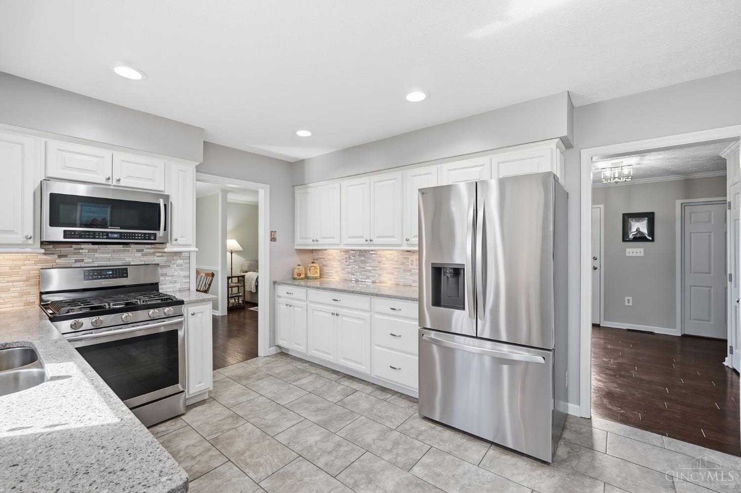 9678 Iris Drive