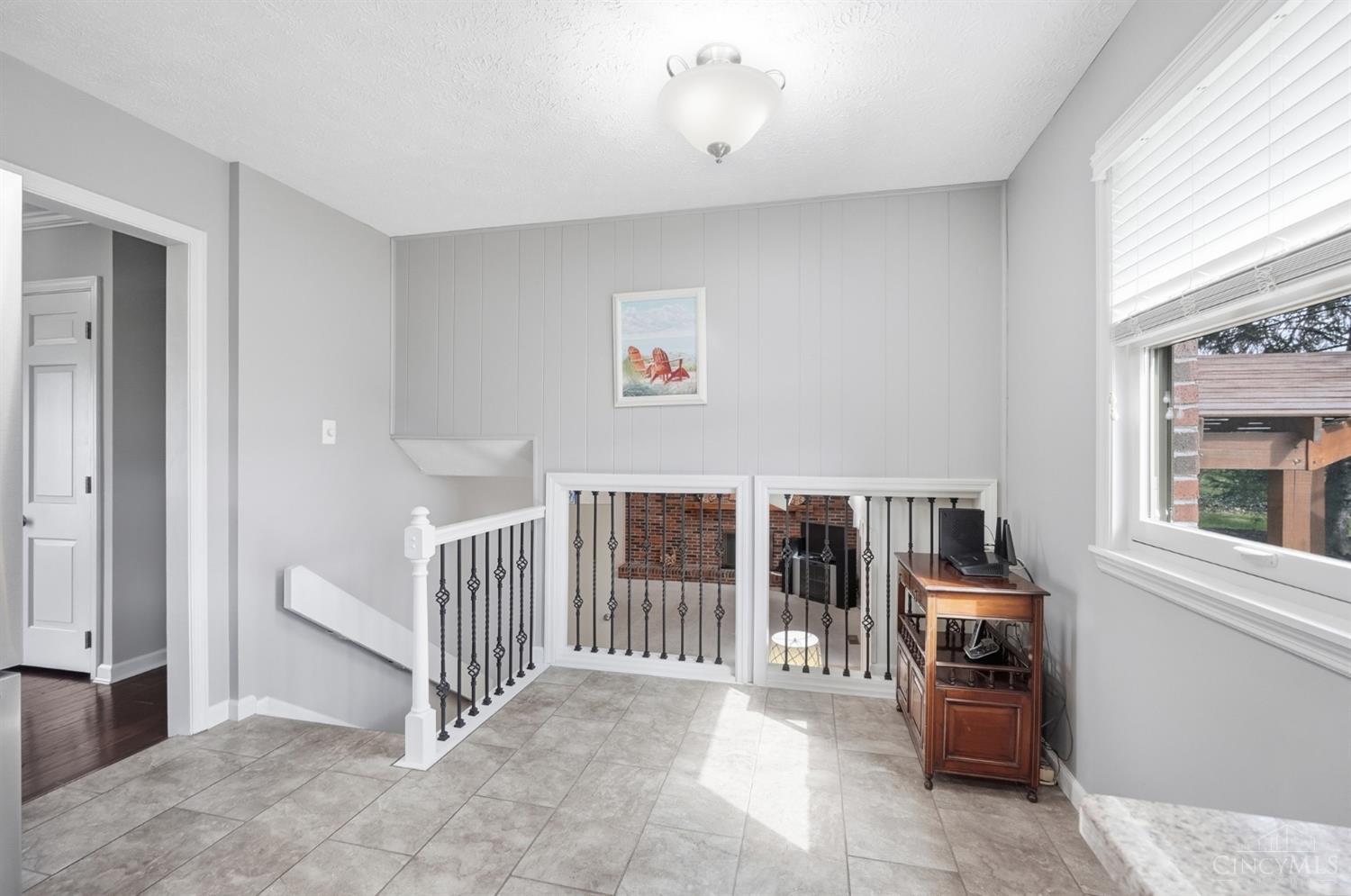 9678 Iris Drive