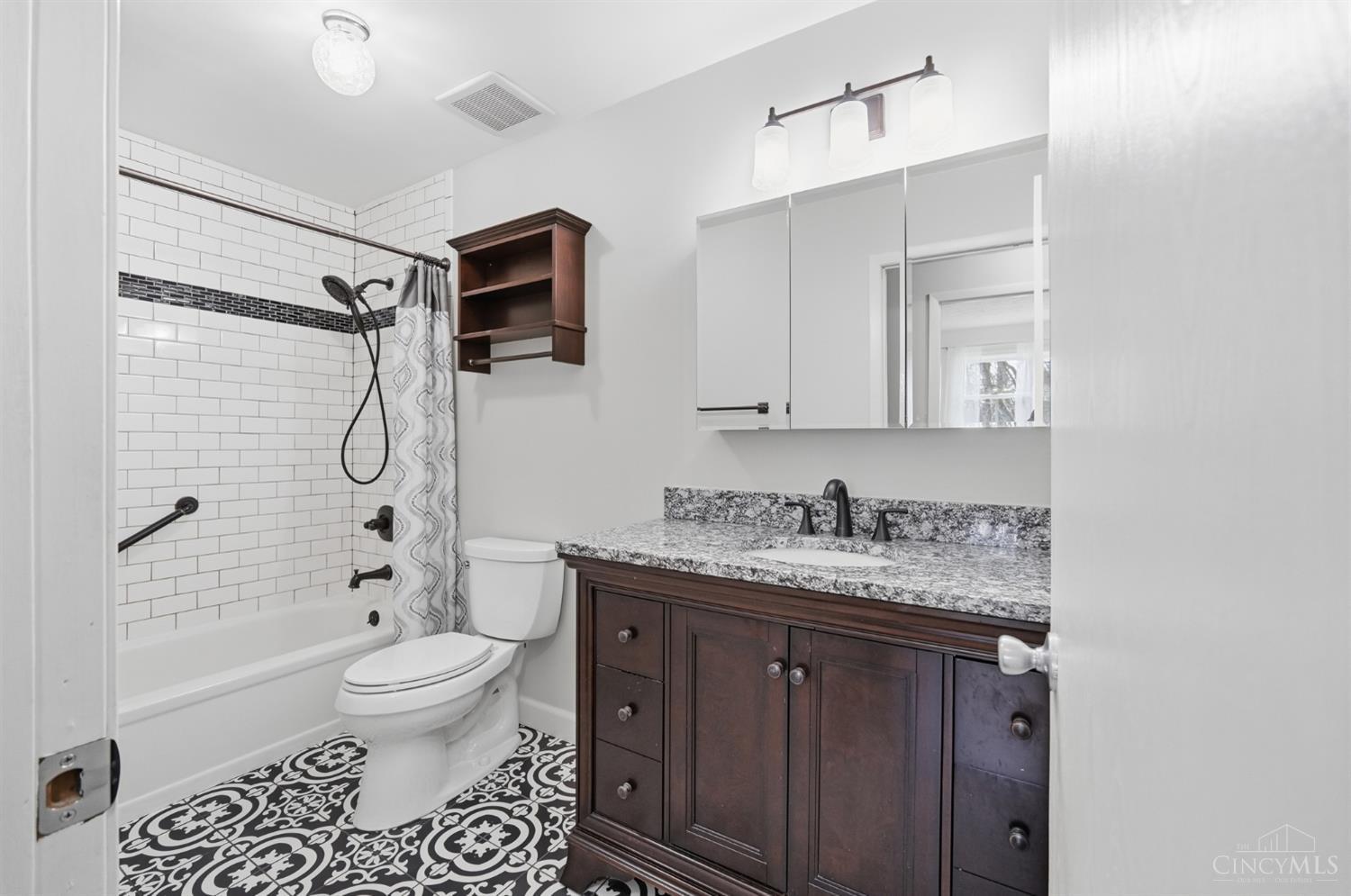 9678 Iris Drive