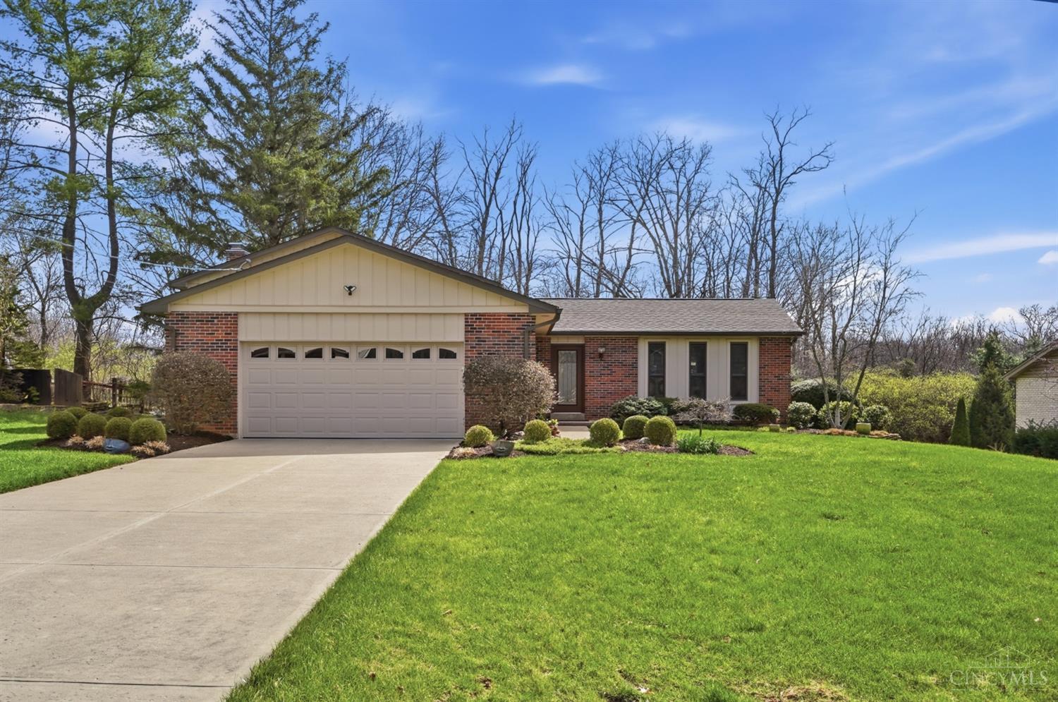 9678 Iris Drive