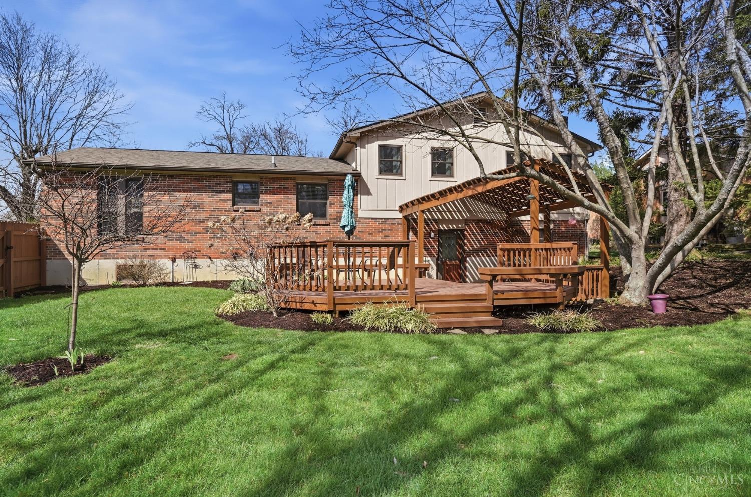 9678 Iris Drive