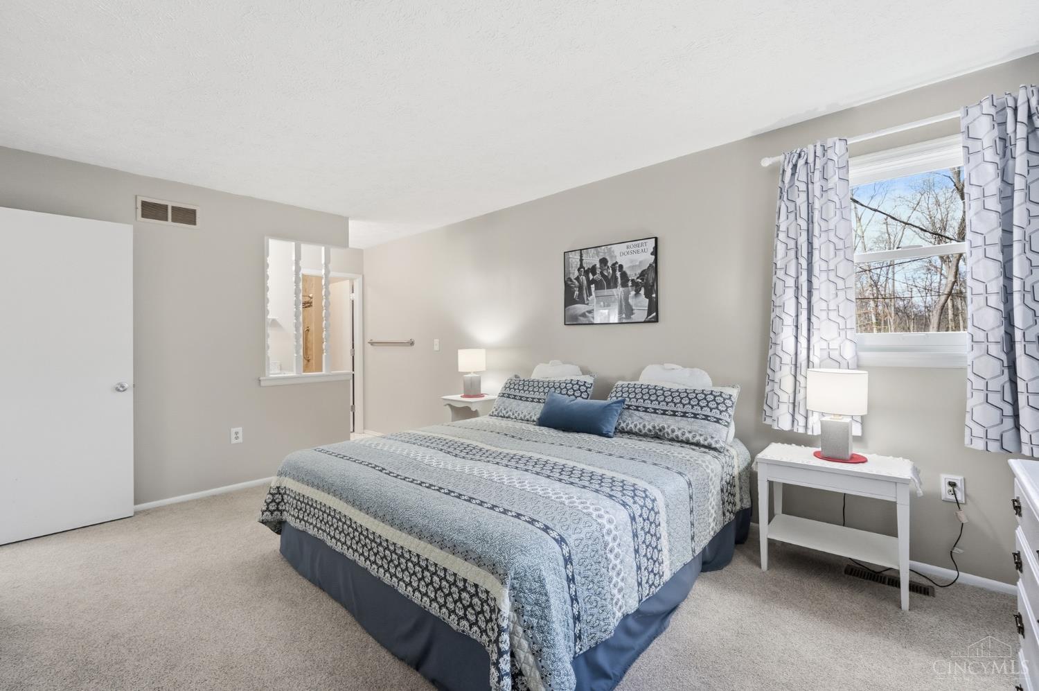 9678 Iris Drive