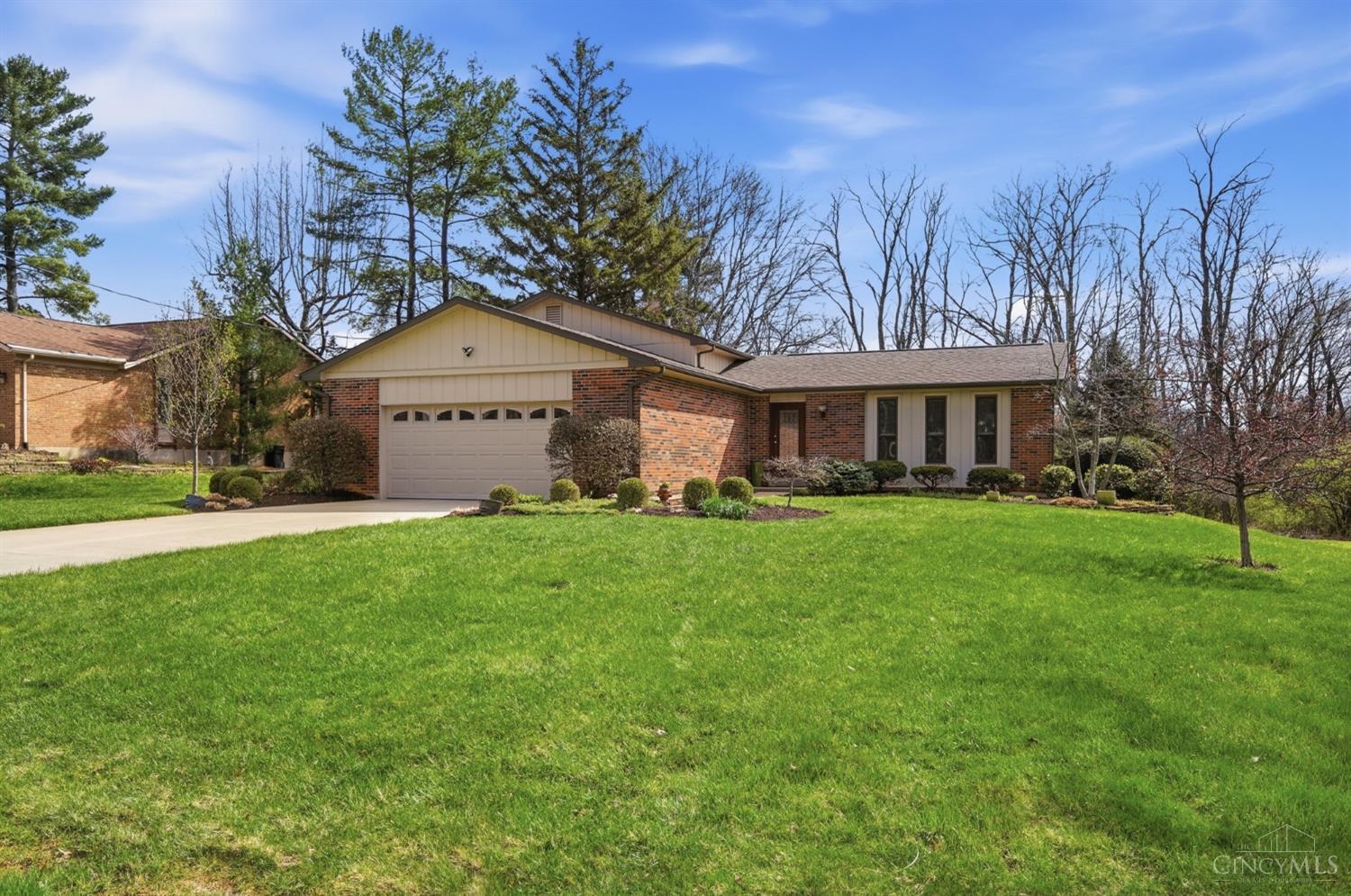 9678 Iris Drive