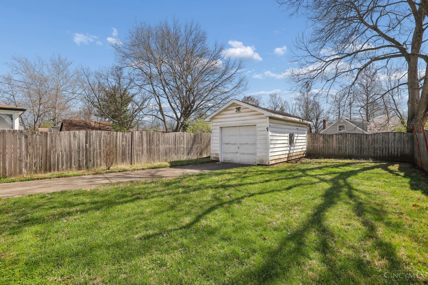 19 Parkway Avenue