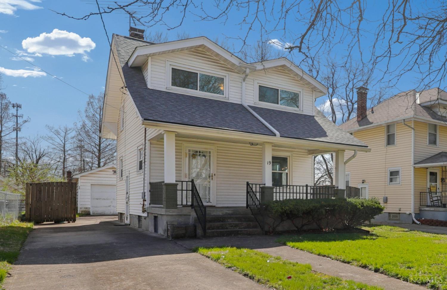19 Parkway Avenue