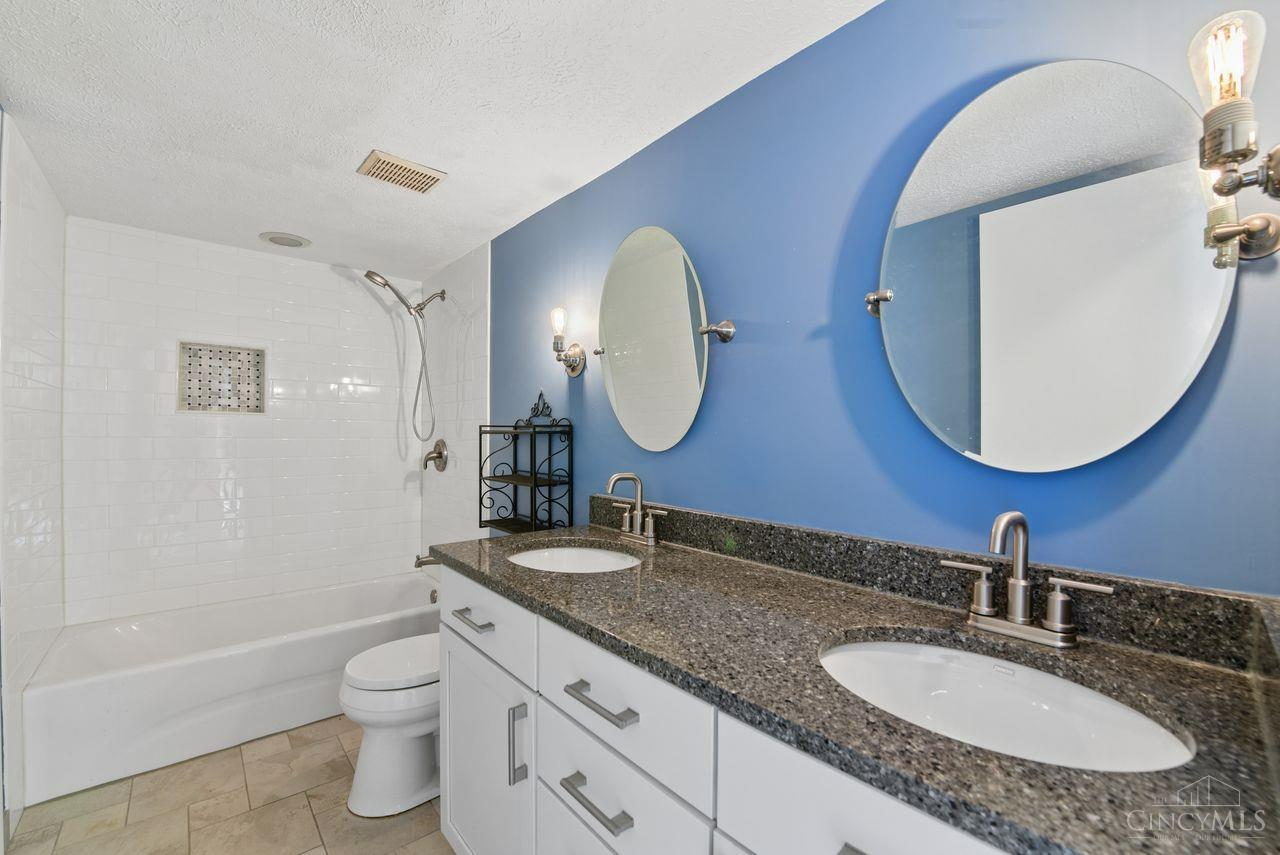 9321 Hunters Creek Drive 501