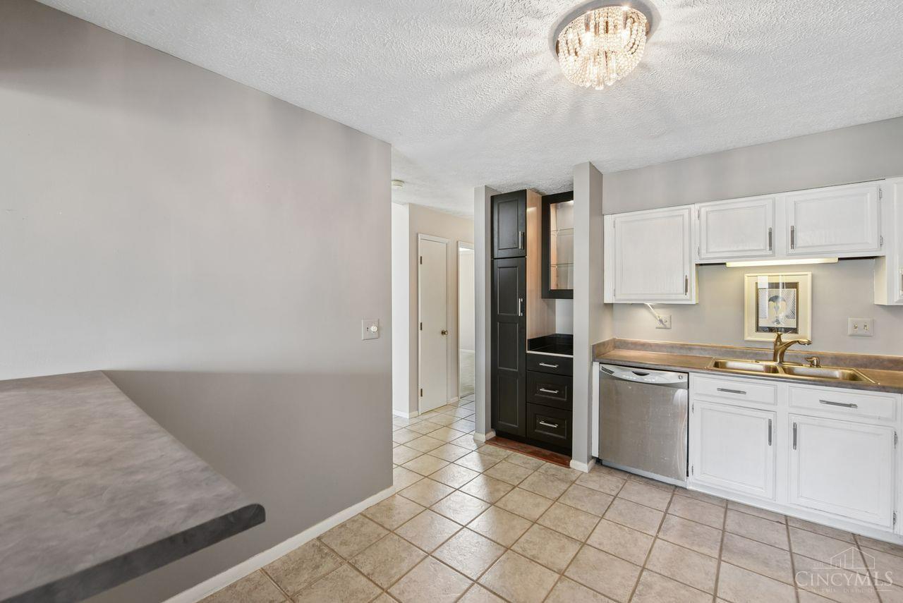 9321 Hunters Creek Drive 501