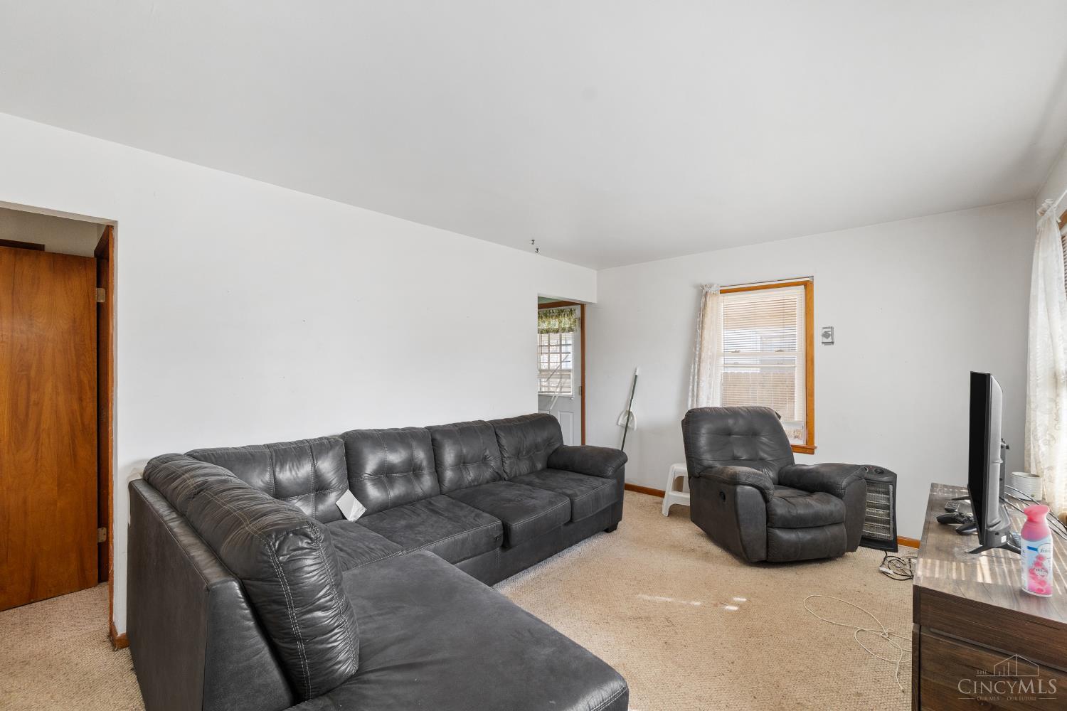 142 Barrington Drive