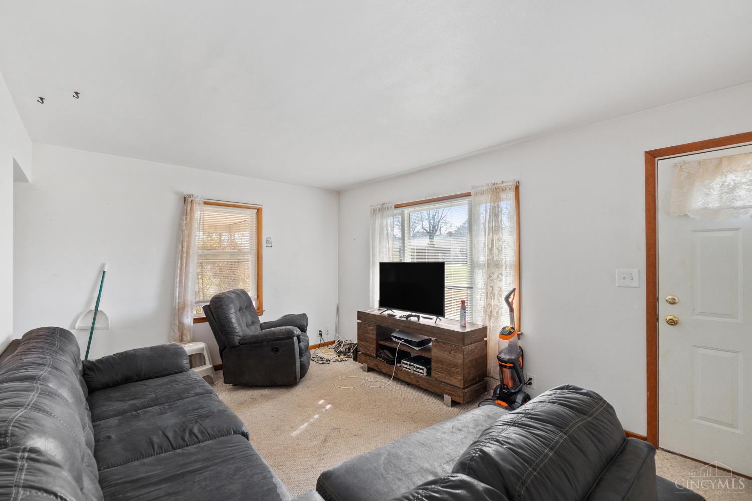 142 Barrington Drive