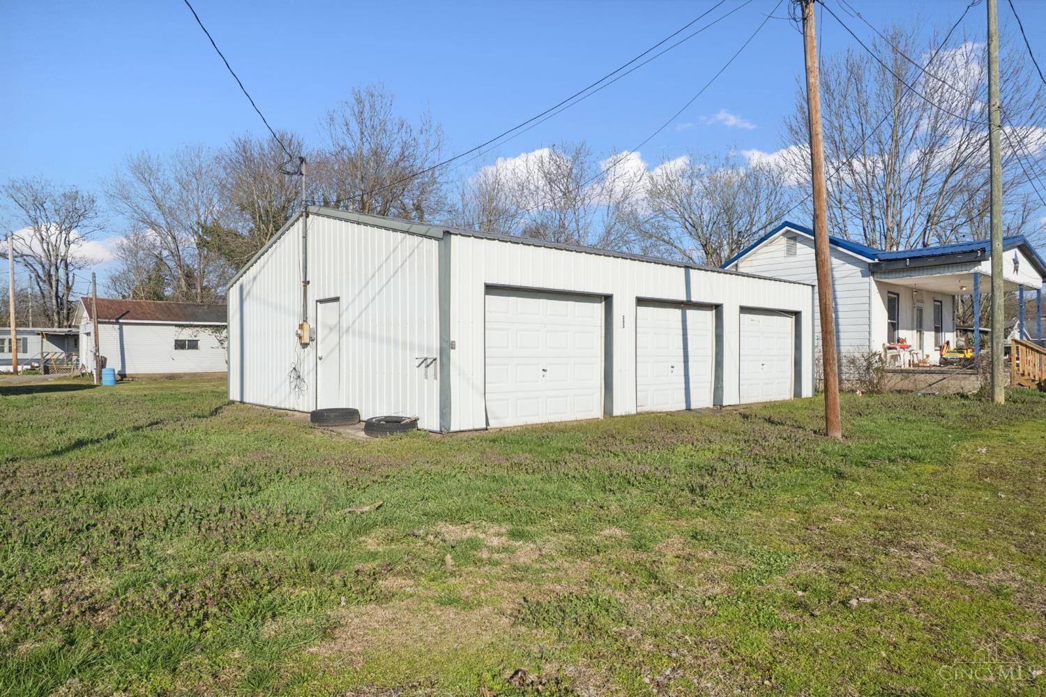 301 W 2nd Street
