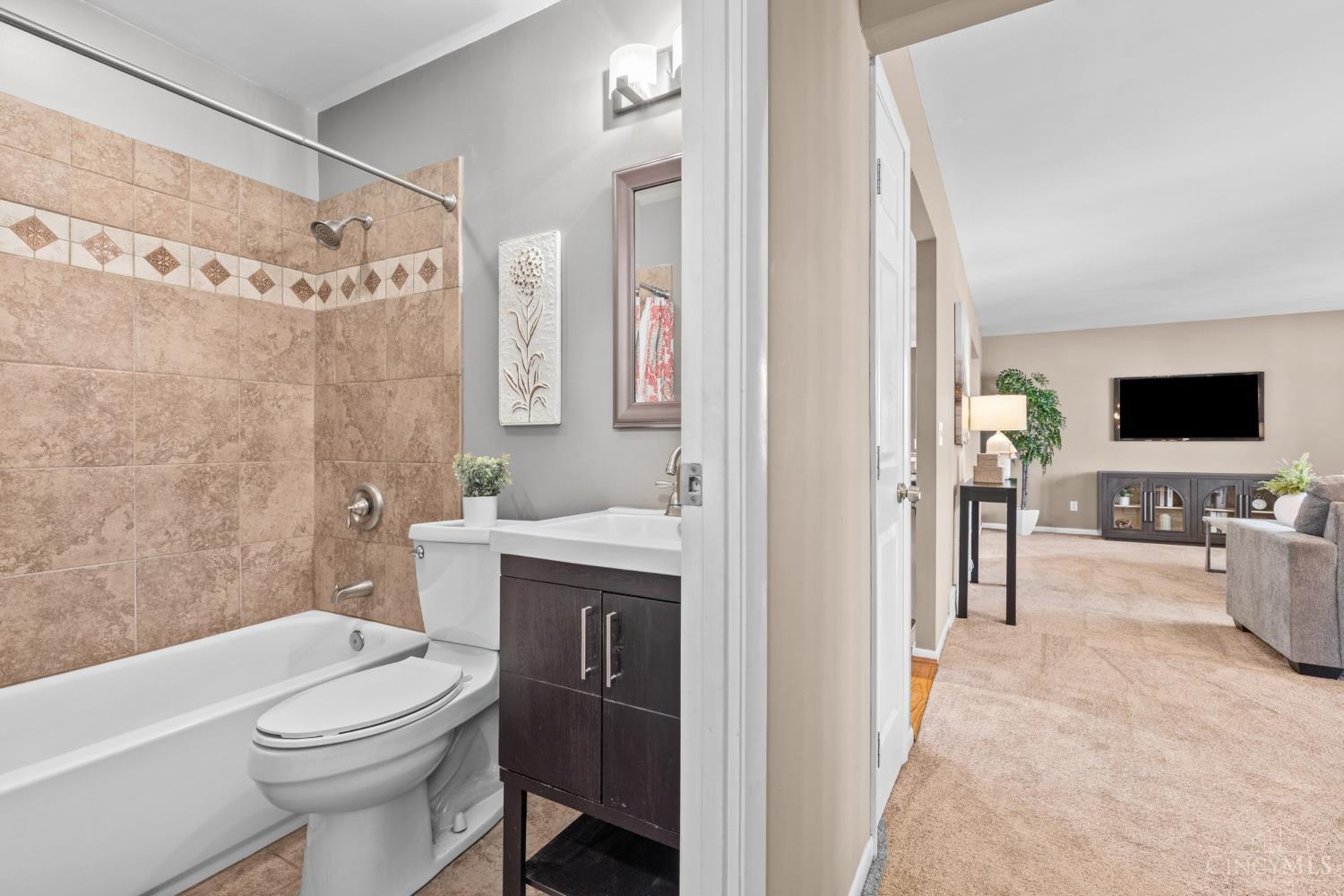 3836 Appletree Court