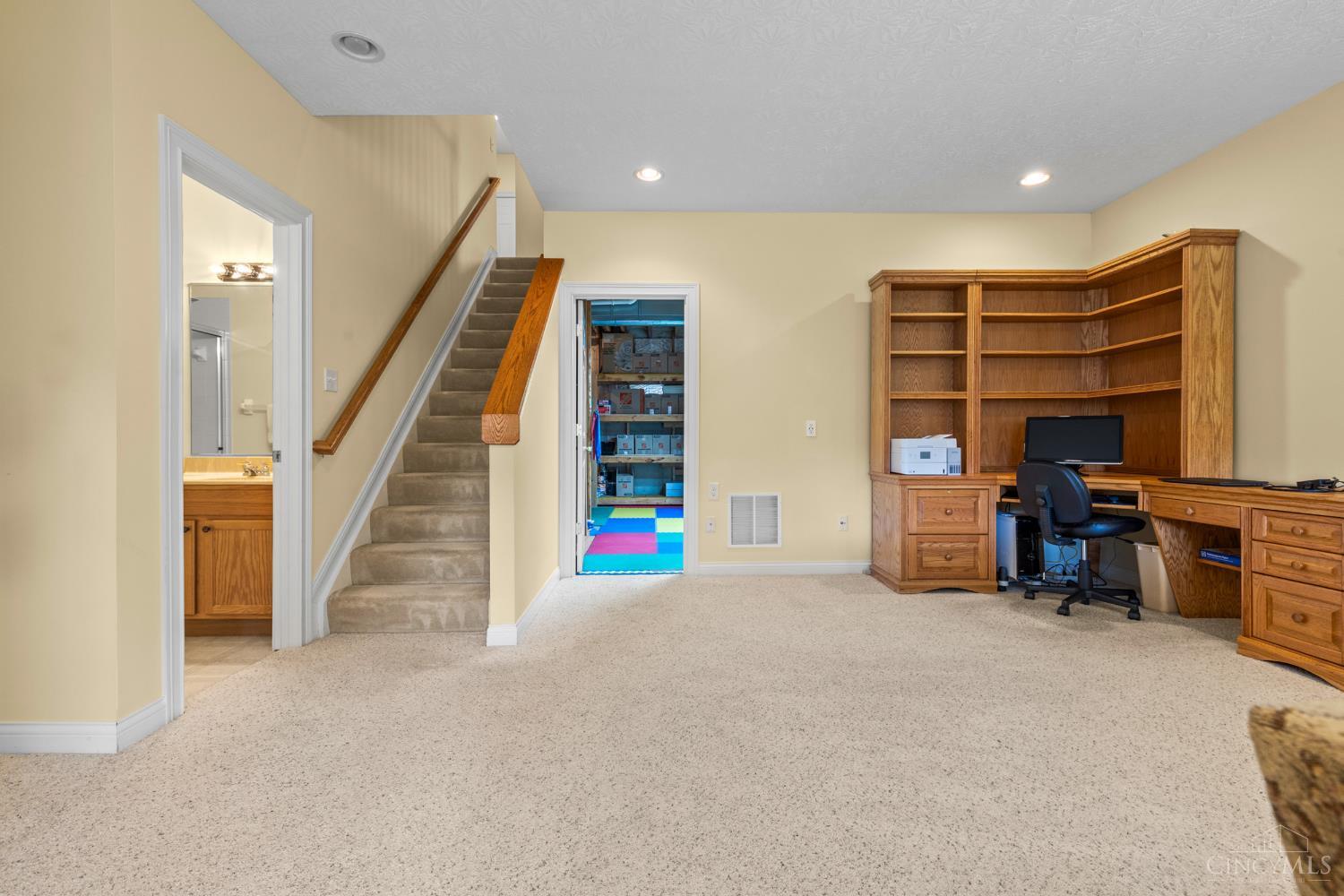 5274 Glen Creek Drive