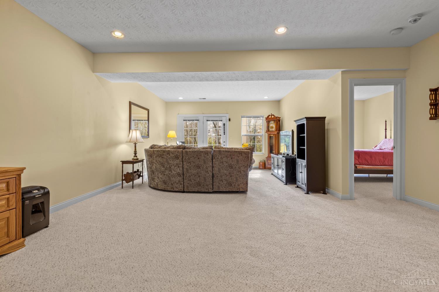 5274 Glen Creek Drive